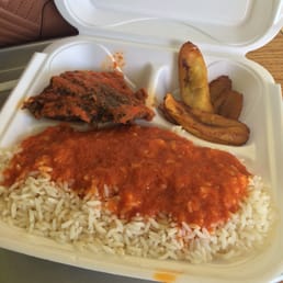 Rice and fish stew with fried rice.