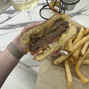 Sesh - Double burger - Breweries Near Me - St. Petersburg, Florida