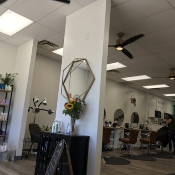 Salon Clover - Hair Salons Near Me - Sunset Hills, Missouri