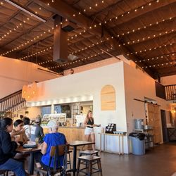 Arise Kona Bakery & Cafe - Inside July 2026