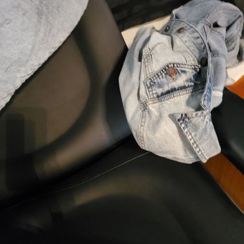 Echelon Day Spa - No place for personal belongings. Hard cold plastic!!! - Nail Salons Near Me - Edmond, Oklahoma
