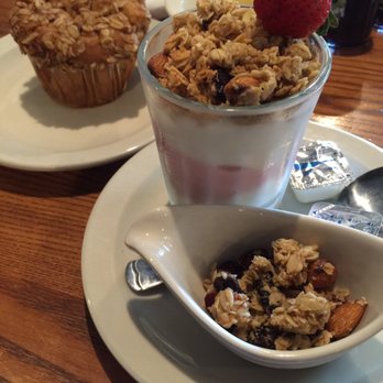 Cracker Barrel Old Country Store - Fruit and yogurt parfait with a pumpkin crunch muffin - Southern Near Me - Foley, Alabama Cracker Barrel Old Country Store - Fruit and yogurt parfait with a pumpkin crunch muffin - Southern Near Me - Foley, Alabama