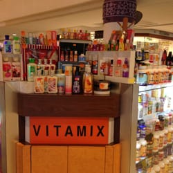 Vitamix - Vitamix kiosk at Glorietta 4