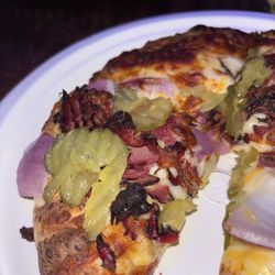 River Run Grill Pizza - PASTRAMI PIZAZZA