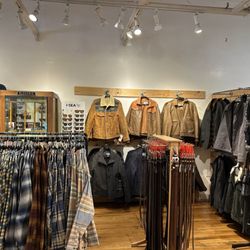 Ambiance - Men's coats!