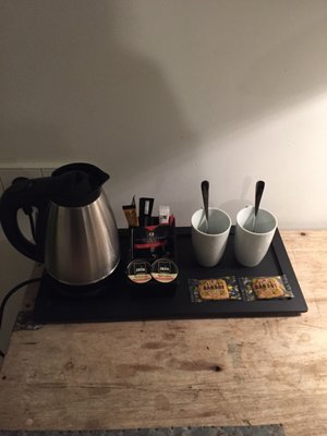 9HOTEL CENTRAL by null