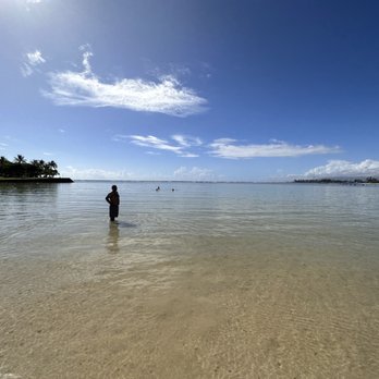 Ala Moana Beach - Beaches Near Me - Honolulu, Hawaii Ala Moana Beach - Beaches Near Me - Honolulu, Hawaii