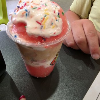 Jeremiah's Italian Ice - Frosted animal cracker size small - Ice Cream & Frozen Yogurt Near Me - Tucson, Arizona
