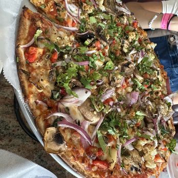 Curry Pizza - Bhinda Pizza (4 stars) - Indian Near Me - Lehi, Utah