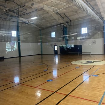 Hilliard YMCA - 2 basketball courts - Gyms Near Me - Hilliard, Ohio Hilliard YMCA - 2 basketball courts - Gyms Near Me - Hilliard, Ohio