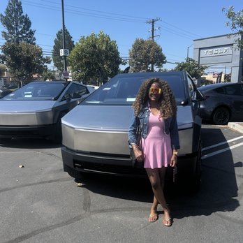 Tesla - Car Dealers Near Me - Norwalk, California
