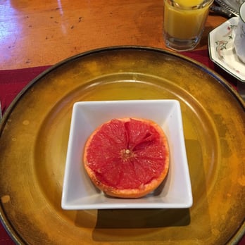 Sequoia River Dance Bed & Breakfast - Brown sugar baked grapefruit- the first course of breakfast! - Bed & Breakfast Near Me - Three Rivers, California Sequoia River Dance Bed & Breakfast - Brown sugar baked grapefruit- the first course of breakfast! - Bed & Breakfast Near Me - Three Rivers, California