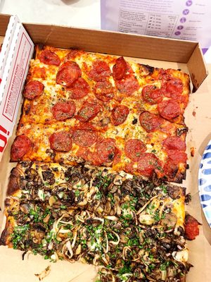 Triple Beam Pizza by null