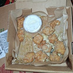 Gelsosomo's Pizzeria - 17.50$ for 10 "Large" boneless wings. Like seriously! They're smaller than chicken nuggets at McDonald's. Wtf!!!