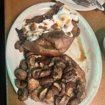 Texas Roadhouse - Steakhouses Near Me - St. Charles, Missouri Texas Roadhouse - Steakhouses Near Me - St. Charles, Missouri