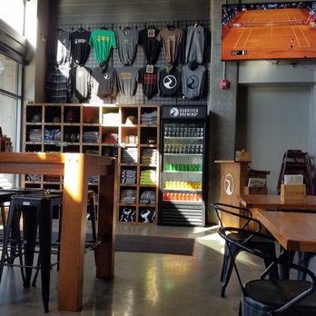 Sunriver Brewing -Oakway Pub - New American Near Me - Eugene, Oregon