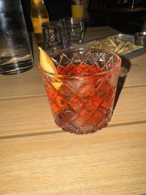 Augie's by null