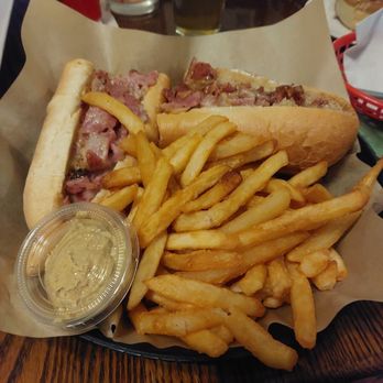 Whistlers Inn - Kielbasa cheese steak - Barbeque Near Me - Cinnaminson, New Jersey