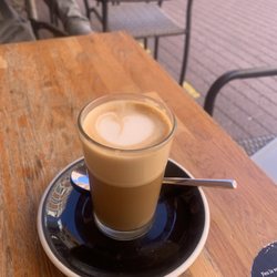 Arabay - Oat milk latte.