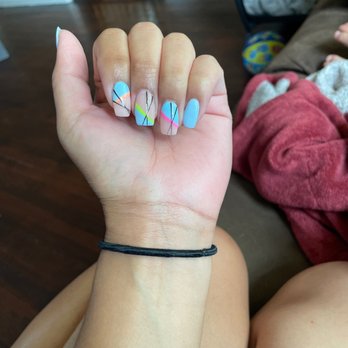 Johnny's Nails - Nail Salons Near Me - Bayside, New York