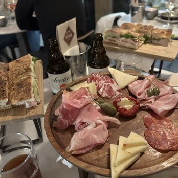 Reitoria - Charcuterie - Steakhouses Near Me - Porto, 13