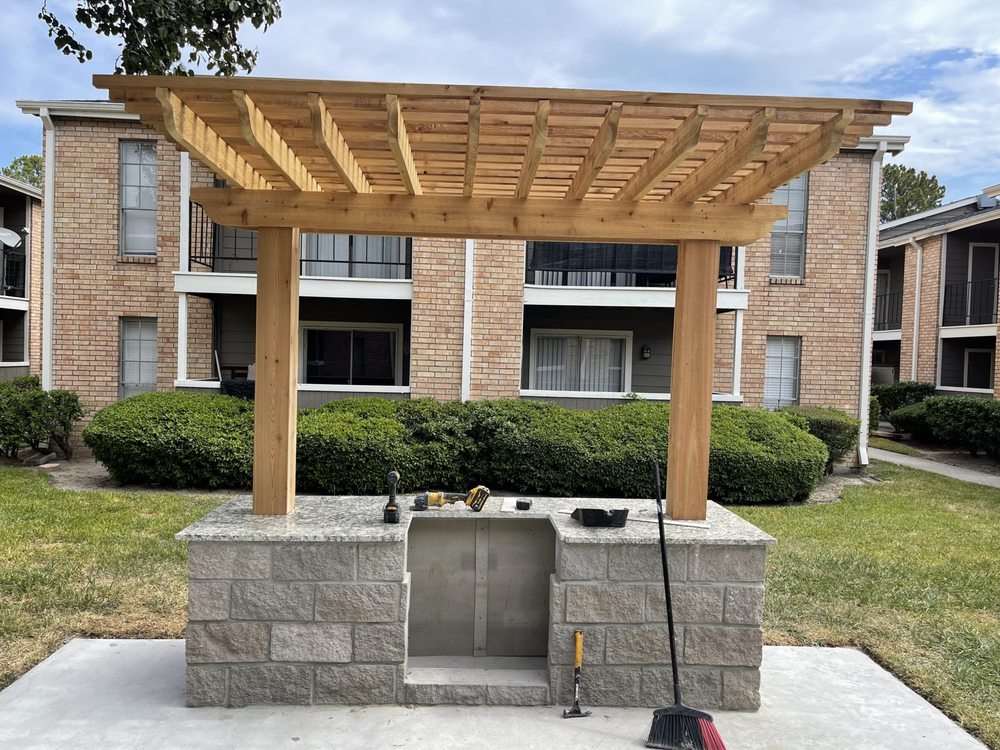 Slide of Reeves Construction