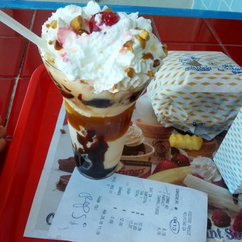 Fosters Freeze - Parfait caramel marble fudge with whipped cream and a cherry. - Ice Cream & Frozen Yogurt Near Me - Milpitas, California