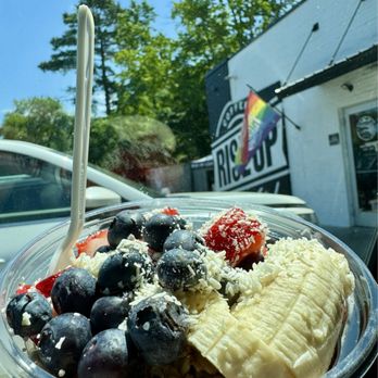 Rise Up Coffee Roasters - Berry açaí bowl - Coffee & Tea Near Me - Rehoboth Beach, Delaware Rise Up Coffee Roasters - Berry açaí bowl - Coffee & Tea Near Me - Rehoboth Beach, Delaware