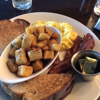 Edgewater Beach Hotel - Breakfast - Hotels Near Me - Naples, Florida