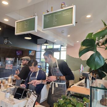 Penny Coffee Roasters - andrew doing his magic with the crew - Coffee Roasteries Near Me - Glendora, California
