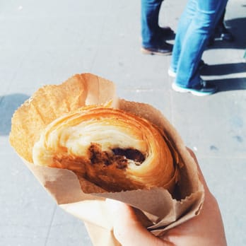 Le Panier - Chocolate croissant - Bakeries Near Me - Seattle, Washington