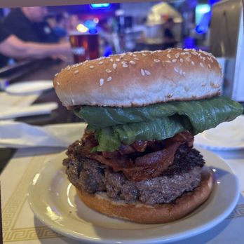 Krug's Tavern - Bacon Hamburger - Dive Bars Near Me - Newark, New Jersey Krug's Tavern - Bacon Hamburger - Dive Bars Near Me - Newark, New Jersey