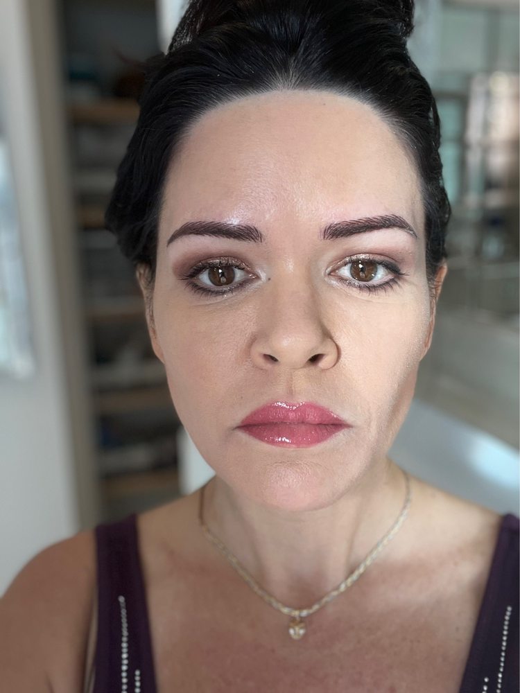 Her Brows Beauty Logo