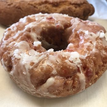 Swiches - Cherry cake -- good if you like the classic artificial cherry flavor - Donuts Near Me - Berlin, Connecticut Swiches - Cherry cake -- good if you like the classic artificial cherry flavor - Donuts Near Me - Berlin, Connecticut