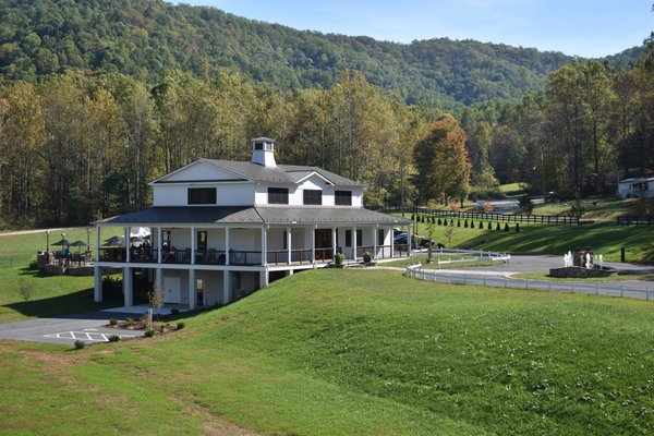 Virginia Distillery Co. by null