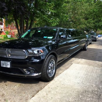 Northwest Indiana Limousine - My Luxory Limousine delivers! - Limos Near Me - Munster , Indiana