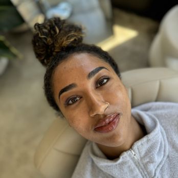 Brows By Alyssa - Threading Services Near Me - Los Angeles, California