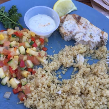 FISH DISTRICT - Most bland food ever - Seafood Near Me - San Diego, California FISH DISTRICT - Most bland food ever - Seafood Near Me - San Diego, California