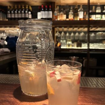 Lil Ba-Ba-Reeba! - White Peach Sangria - Seafood Near Me - Chicago, Illinois Lil Ba-Ba-Reeba! - White Peach Sangria - Seafood Near Me - Chicago, Illinois