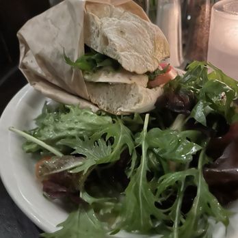 Urth Caffé-Pasadena - Grilled Cilantro Chicken Breast with Pesto and salad - Cafes Near Me - Pasadena, California Urth Caffé-Pasadena - Grilled Cilantro Chicken Breast with Pesto and salad - Cafes Near Me - Pasadena, California