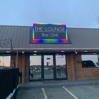 The Lounge - Front entrance. Plenty of parking. - American Near Me - Burlington, North Carolina