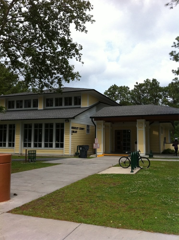 BERKELEY COUNTY LIBRARY 595 Sangaree Pkwy, Summerville, South