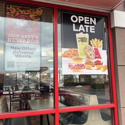 Arby's - Outside (drive thru view)