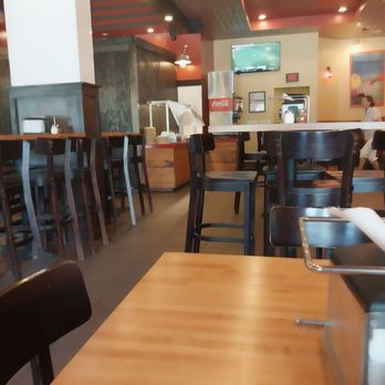 Johnny's Pizza House - Pizza Near Me - Covington, Louisiana