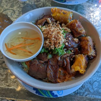 Pho Quynh Express - Pork and spring roll vermicelli - Vietnamese Near Me - Vancouver, British Columbia Pho Quynh Express - Pork and spring roll vermicelli - Vietnamese Near Me - Vancouver, British Columbia