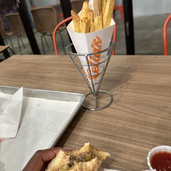 Celia’s - American Near Me - Miami, Florida