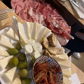 Alimentari Uffizi - Meat and cheese platter. - Grocery Near Me - Florence, FI