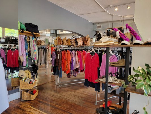 COMMON THREADS DENVER - Updated June 2026 - 64 Photos & 89 Reviews ...