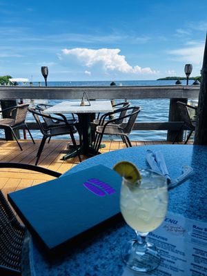 Snappers Oceanfront Restaurant & Bar by null