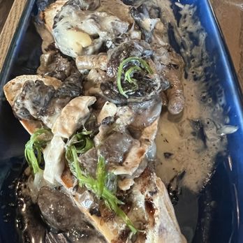 Gather - Mushroom toast w/Brie - New American Near Me - Omaha, Nebraska Gather - Mushroom toast w/Brie - New American Near Me - Omaha, Nebraska